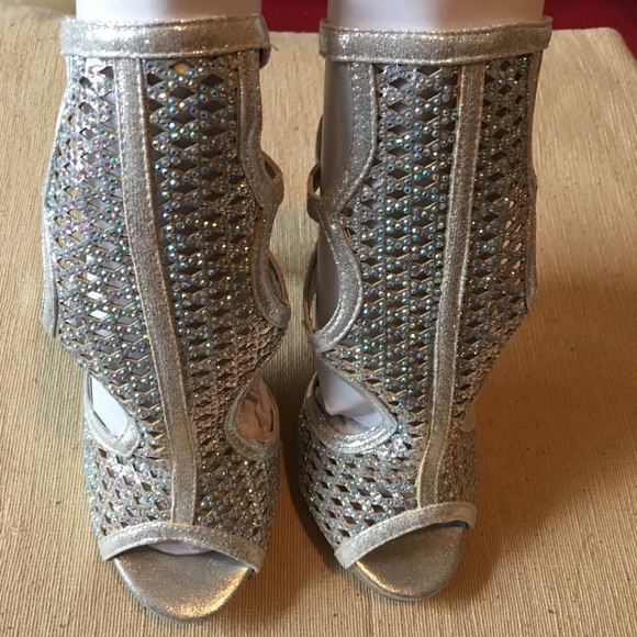 Silver Peep Toe Heels - Picture 1 of 4